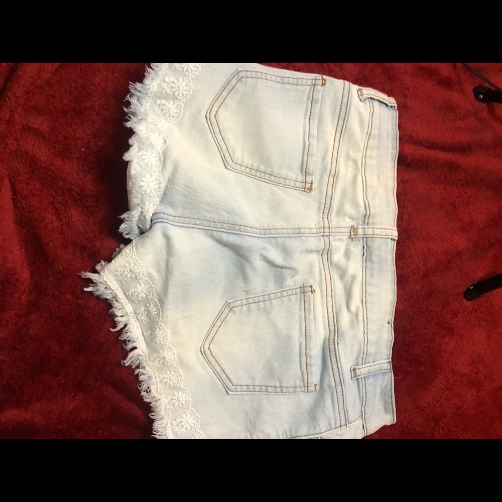 Jean shorts - Picture 2 of 3